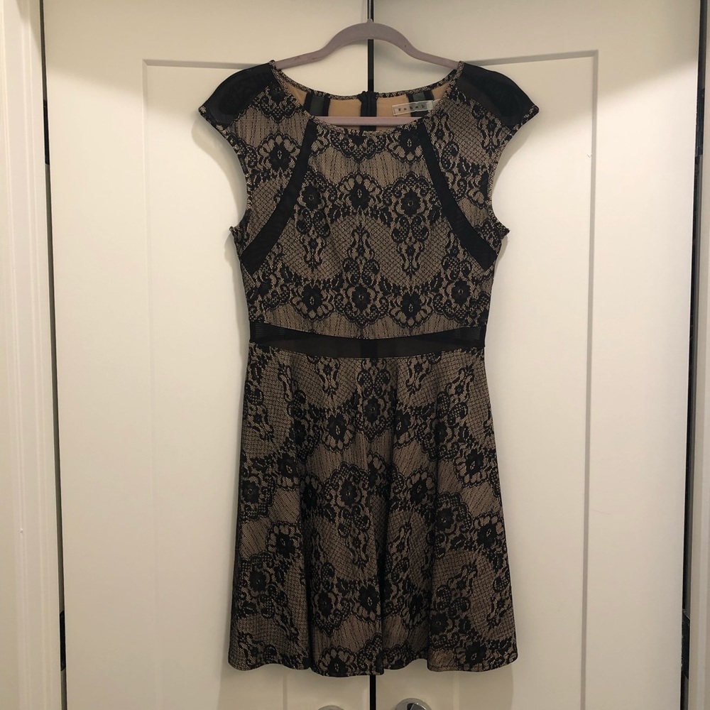 ‼️SOLD‼️Black and Tan short sleeve dress